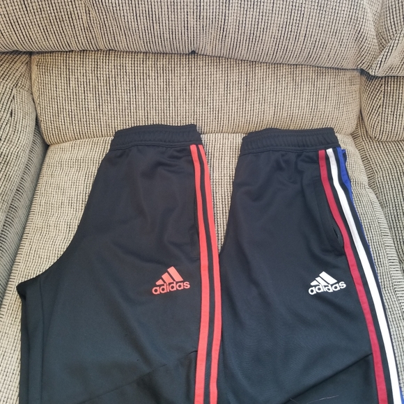Adidas Blk tapered joggers - Picture 1 of 2